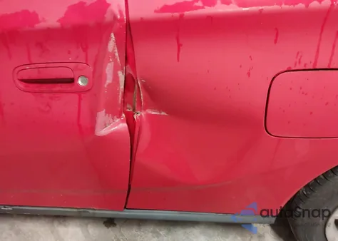 2000 Toyota Celica Gt z USA, uszkodzony, nr VIN JTDDR32T0Y0008837